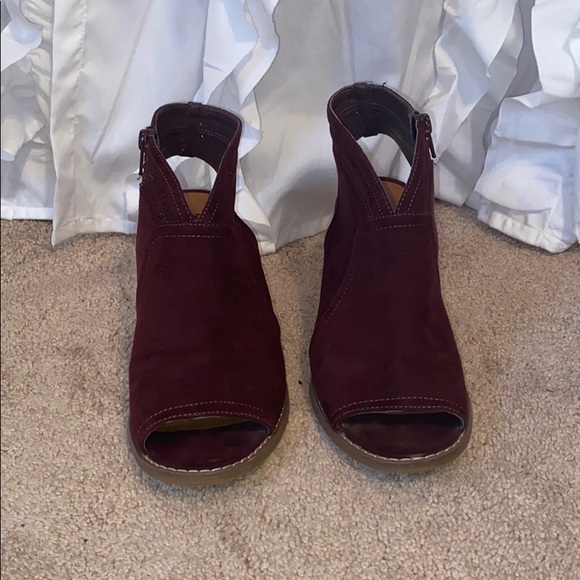 Booties - Picture 2 of 7